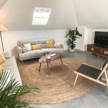 Jasmine House Villa *