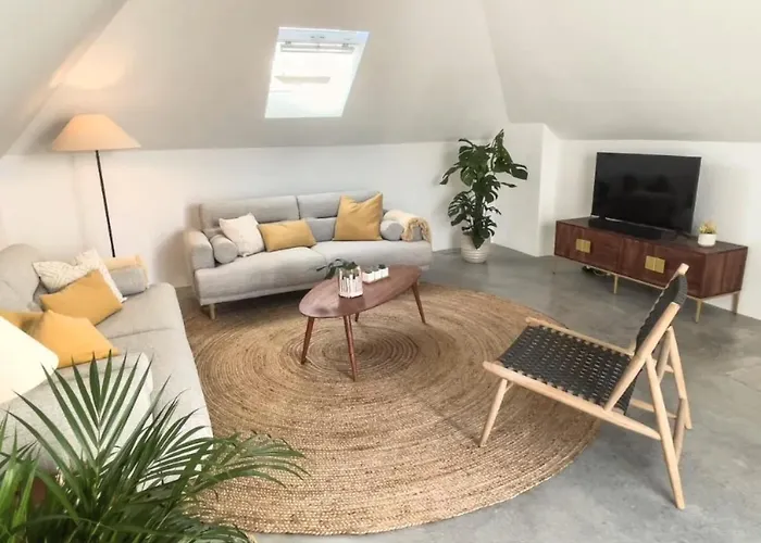 Jasmine House Villa *